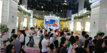 畢加展覽為美博會的展臺設(shè)計搭建傾盡一生，只為遇見最美的你