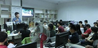 客戶為本，畢加展覽召開設(shè)計業(yè)務(wù)模擬溝通會議